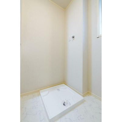 【設備】 | MAISON　MIYABI | 室内洗濯機置き場。