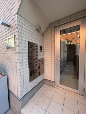 【エントランス】 | シーエス千住新橋