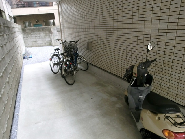 ランドハイム西小岩の駐車場|自転車置き場あります！