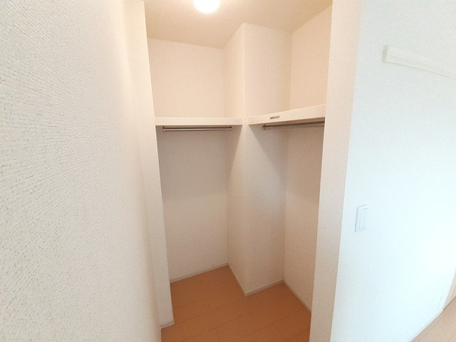 ブリランテ　Ⅱの収納|ウォークインクローゼットです