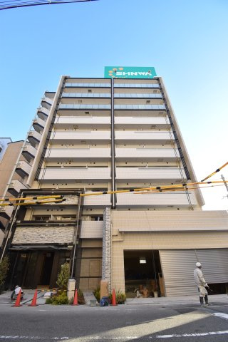 スプランディッド難波サウスのエントランス