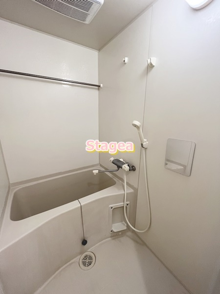 スパシエカステロ新都心の浴室