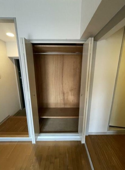 グラツィア方南町の収納