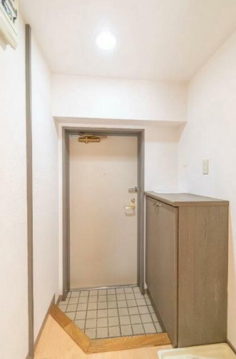 ライオンズマンション経堂第7の玄関