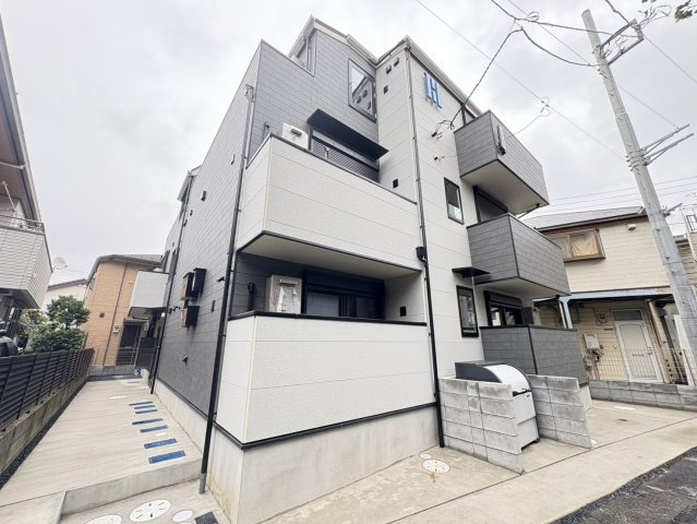 メゾン・ドゥ・アッシュ市川Ⅱ
