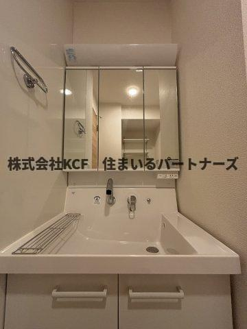 Ｄ-roomシャンヴルの独立洗面台|独立洗面台あり、毎朝おしゃれに忙しい女性の方におすすめです