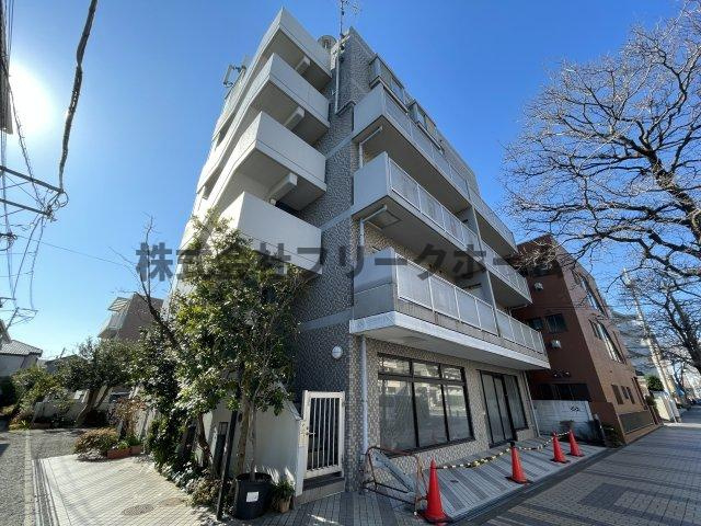 武蔵野市境２丁目の賃貸マンションの外観