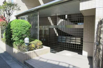 カステーオ目黒原町のエントランス|エントランスです