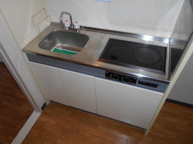 ソレイユ御器所のキッチン