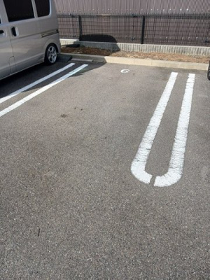 【駐車場】 | グランド　ハピネス