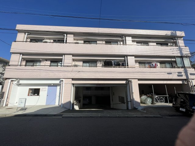 千葉県我孫子市青葉台２丁目　１棟マンション
