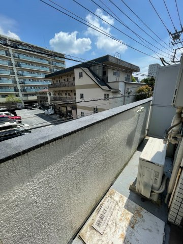 サンケンパレス府中宮西パート3のバルコニー
