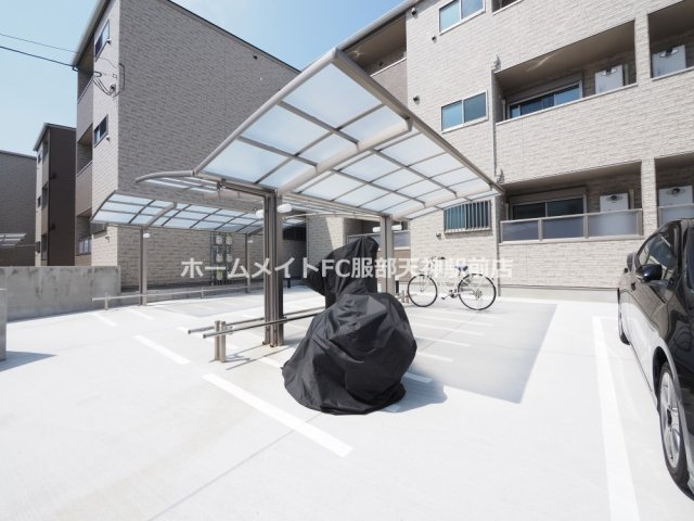 クレセル利倉東Ⅰの駐車場
