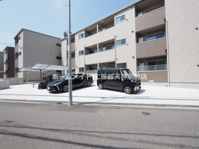 クレセル利倉東Ⅰの駐車場