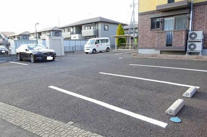 アプリコットの駐車場|駐車場に車を止められます