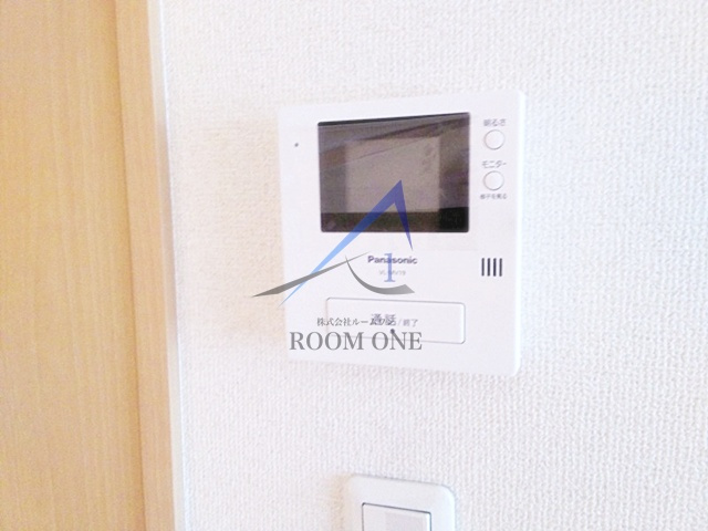 CREAのセキュリティ|モニター付きインターホンです。