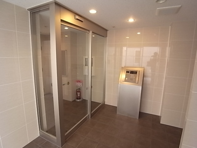 【エントランス】 | レオ参拾八番館