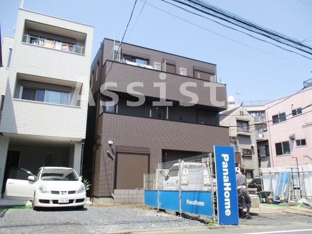 プティ　サリチェの外観
