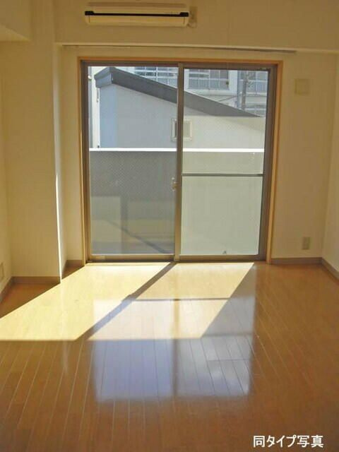 フォートラス板橋本町の居間・リビング
