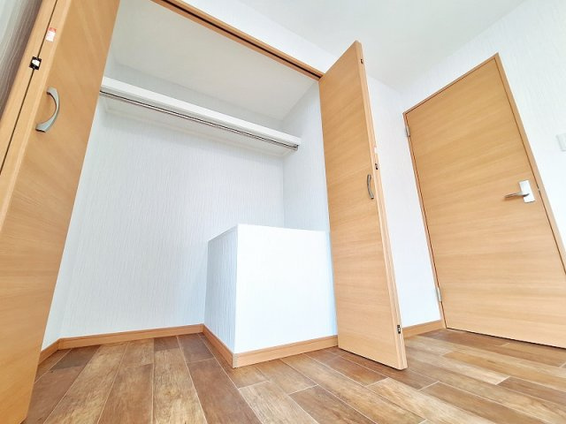 【収納】 | 板橋区赤塚4丁目　中古一戸建住宅（成増店） | ぜひ周りの環境とともにご見学にいらしてみてください。また資料のみのご請求も承っております。どうぞお気軽にお問い合わせくださいませ。