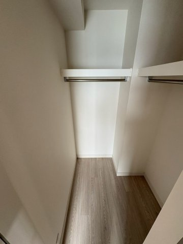 グランドメゾン新梅田タワー THE CLUB RESIDENCEの収納|クローゼット
