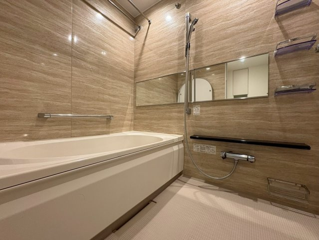 グランドメゾン新梅田タワー THE CLUB RESIDENCEの浴室|浴室