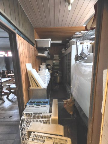 向山町5-17店舗の内装