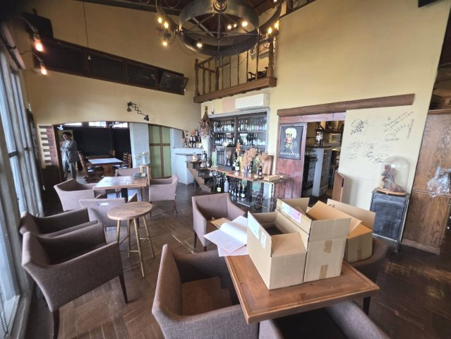 向山町5-17店舗の内装