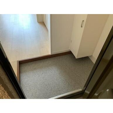 ドミトリー石屋川の玄関