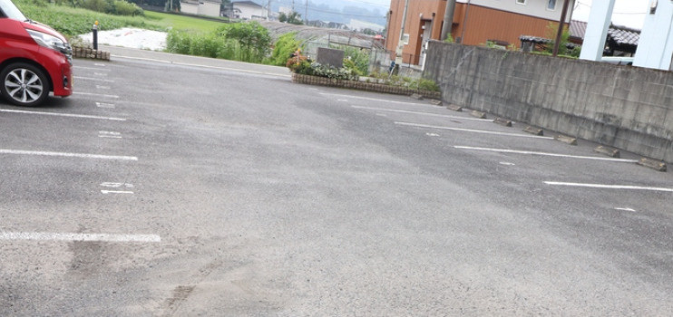 マリベールはさまの駐車場