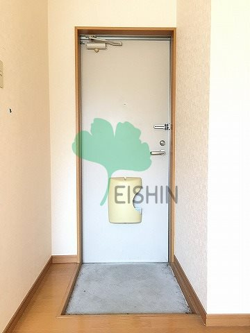 サニーコートの玄関|下駄箱もしっかりついてます！