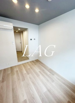 【居間・リビング】 | Ｌｉｋｅｓ梅田 | 洋室のお部屋です。