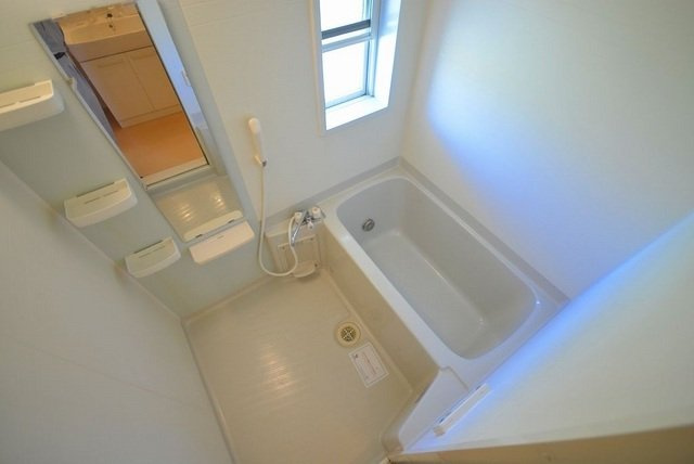 エクセレント　ハウス・Ｋ　Ｂの浴室|コンパクトで使いやすいお風呂です