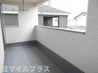 【バルコニー】 | 郡山市富田町町内新築一戸建て3棟 | 外からの目が気にならないバルコニーで洗濯物が干せます