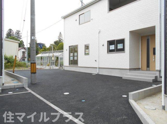 【駐車場】 | 郡山市富田町町内新築一戸建て3棟 | 駐車場に車を止められます