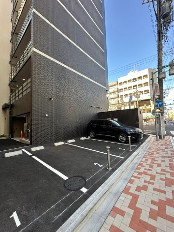 ディアレイシャス名古屋太閤通Ⅲ　名古屋市賃貸　仲介手数料無料の駐車場