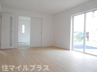 【居間・リビング】 | 郡山市安積町笹川新築一戸建て9棟 | リビングです