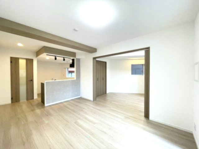 『八王子市マンション』ストーク八王子【仲介手数料無料】　八王子市明神町4-1-2の居間・リビング