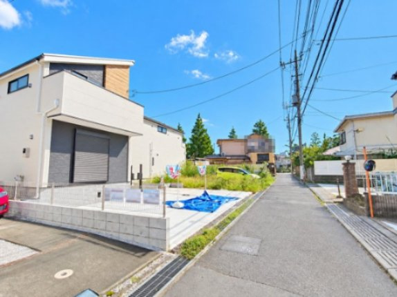 『八王子市新築戸建て』八王子市東浅川町212【仲介手数料無料】　６期の前面道路含む現地写真|～仲介手数料無料☆八王子ひなた不動産～八王子市東浅川町　新築戸建て