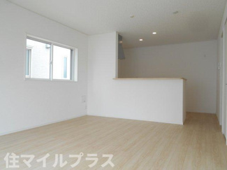 【居間・リビング】 | 郡山市安積町笹川新築一戸建て9棟 | 居間です
