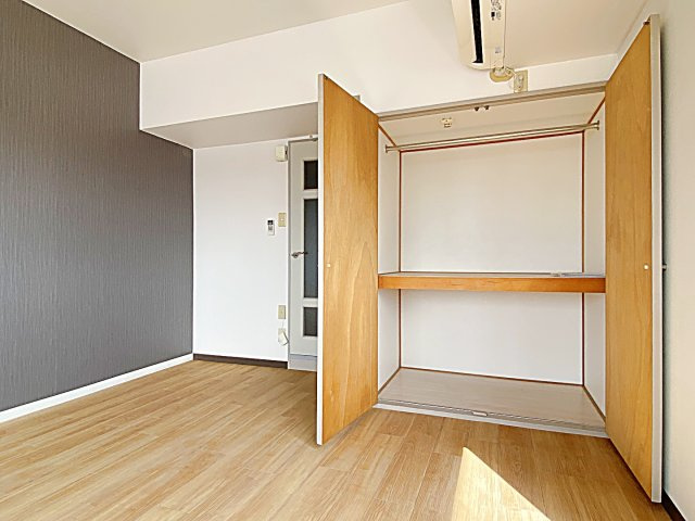 麦島建設本社ビルの収納