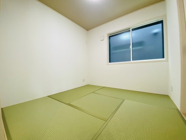 本巣郡北方町 高屋清流６丁目（美江寺駅） 2階建　5ＬＤＫの和室|1階和室