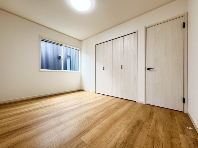 本巣郡北方町 高屋清流６丁目（美江寺駅） 2階建　5ＬＤＫの洋室|2階洋室