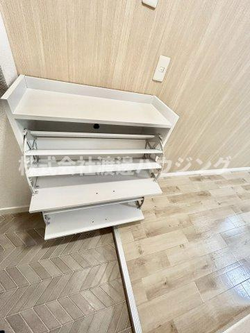 リアライズ住道南の収納|下駄箱付き