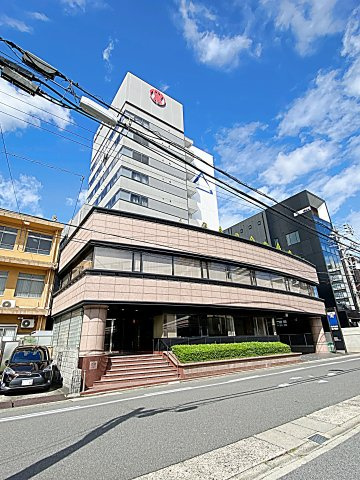 麦島建設本社ビルの外観