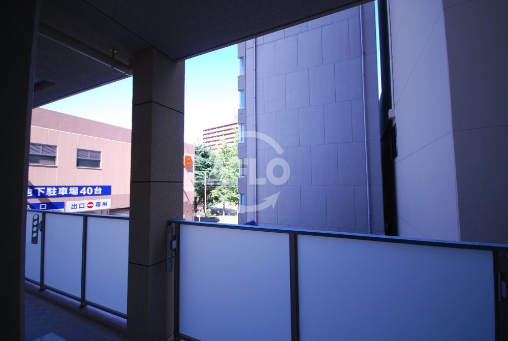 Y's Court 東梅田　扇町小学校区のバルコニー|Y's Court 東梅田　バルコニー