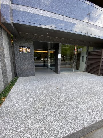 コンシェリア白金台　＜ＴＯＫＹＯ　ＰＬＡＴＩＮＵＭ＞のエントランス