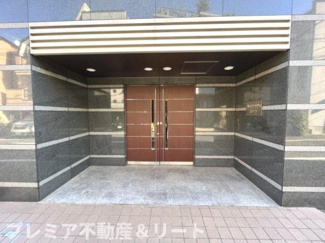 【エントランス】