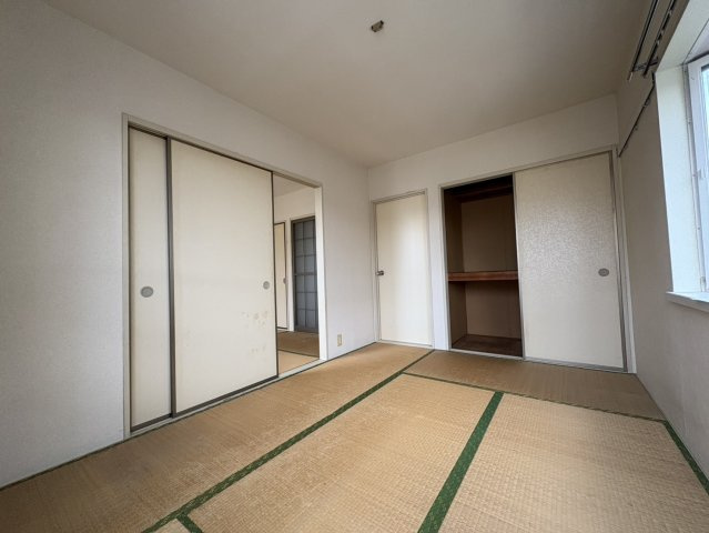 エクリュウハウスの和室