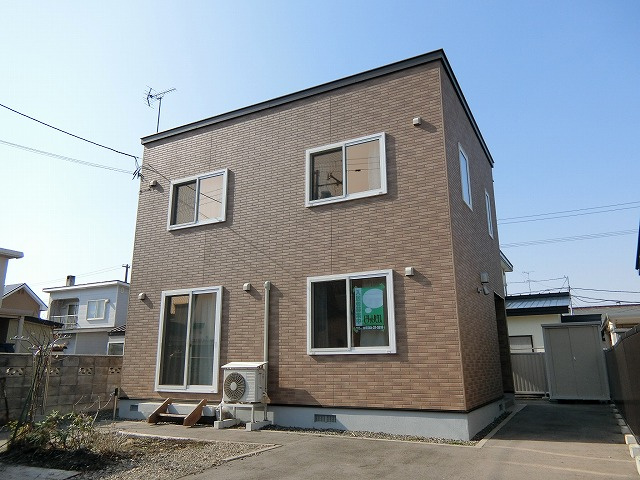 坪坂貸家（西１８南２）